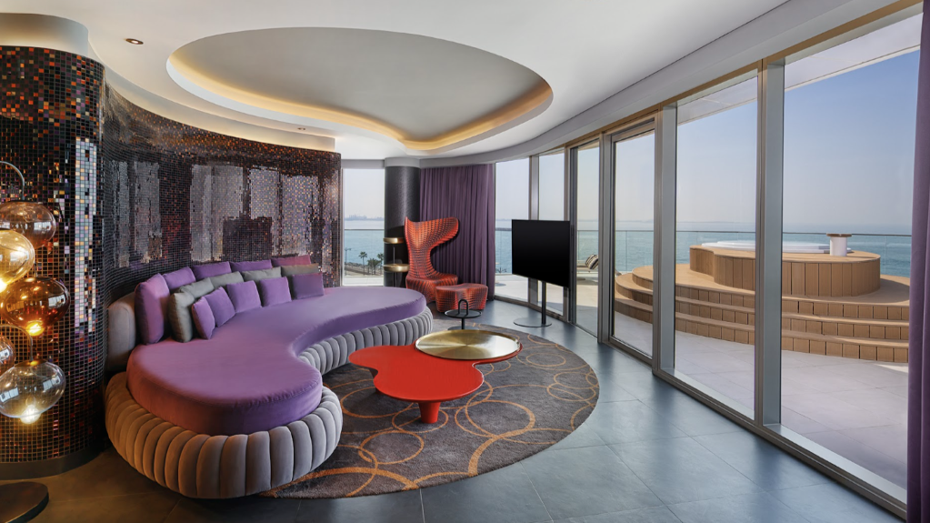 Bacchus books in new luxury hotel