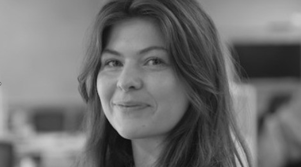 Eleanor Ashdown starts in the finance sector as External Communications Manager