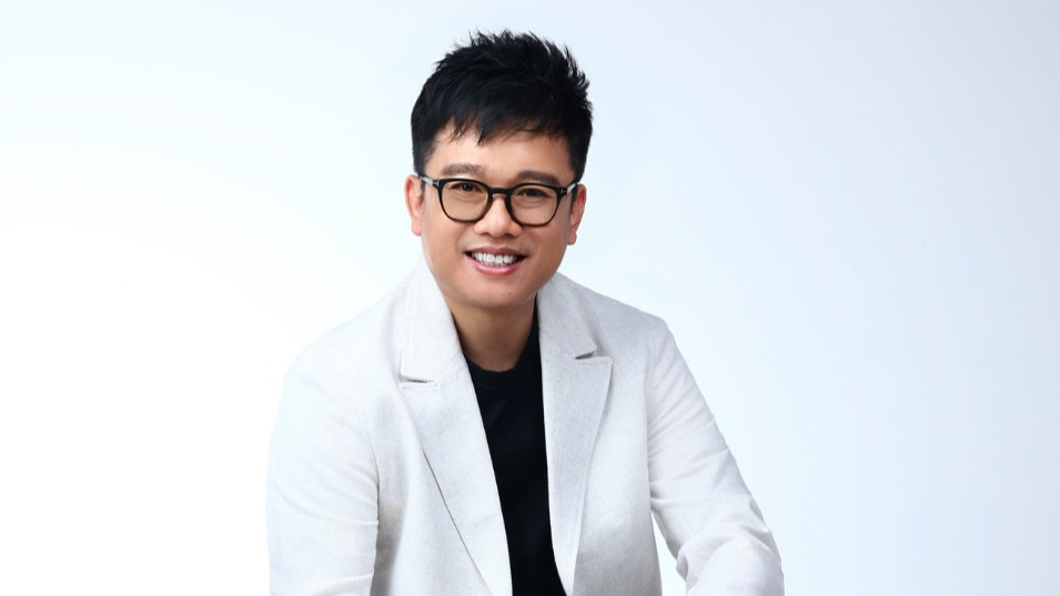 Jon Tan