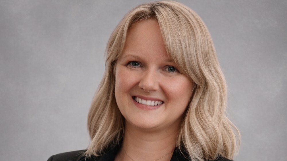 artikel: names Marketing and PR Director